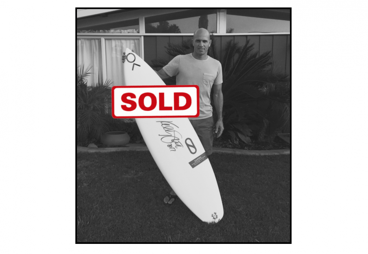 サーフボード　ケリー・スレーター　サイン入り Stab Magazine | Someone Bought Kelly Slater's Autographed Board