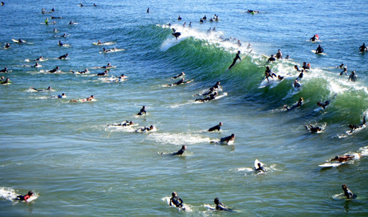 Video: Is This the Most Crowded Surf Spot Ever? - Surfer