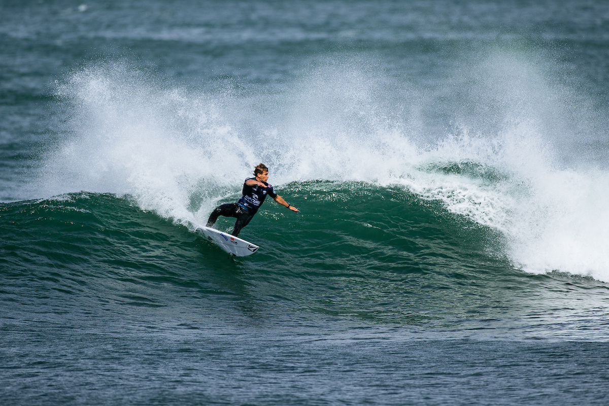 Kelly Slater, Steph Gilmore & 37 CT Surfers Set To Surf Snapper For The ...