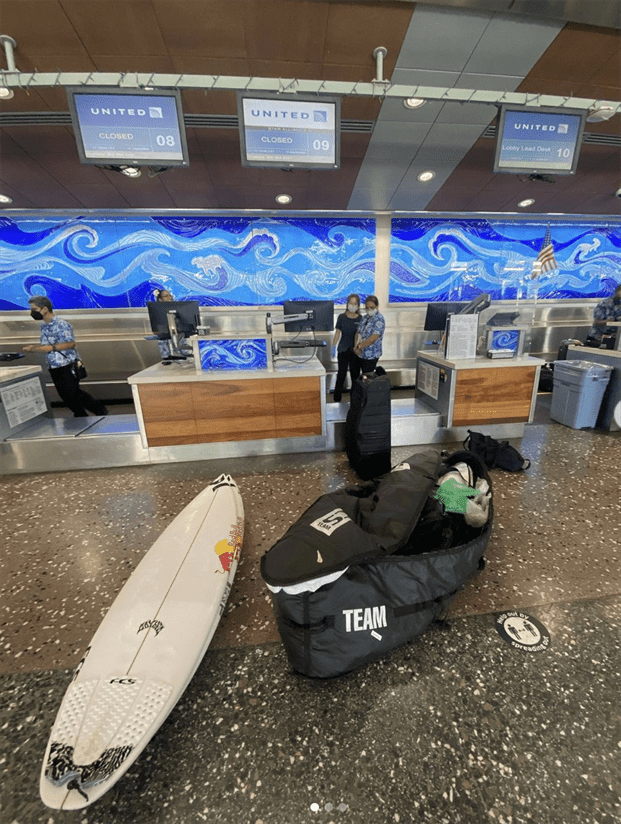 united airlines surfboard