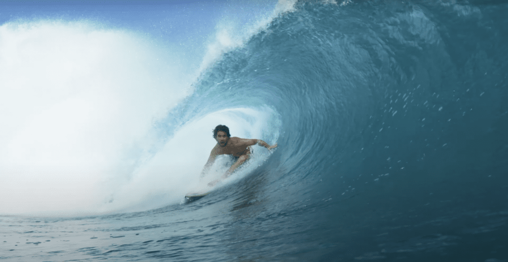 Mason Ho, Ozzy Wright & All-Day Dylan crawl/cavort in spinning Javanese tunnels