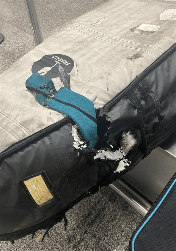 United Airlines Serial Surfboard Abusers Stab Mag